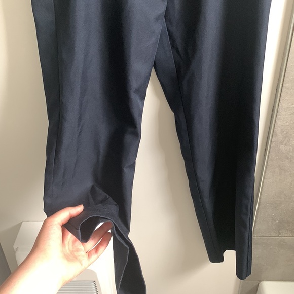 School uniform - Picture 3 of 6